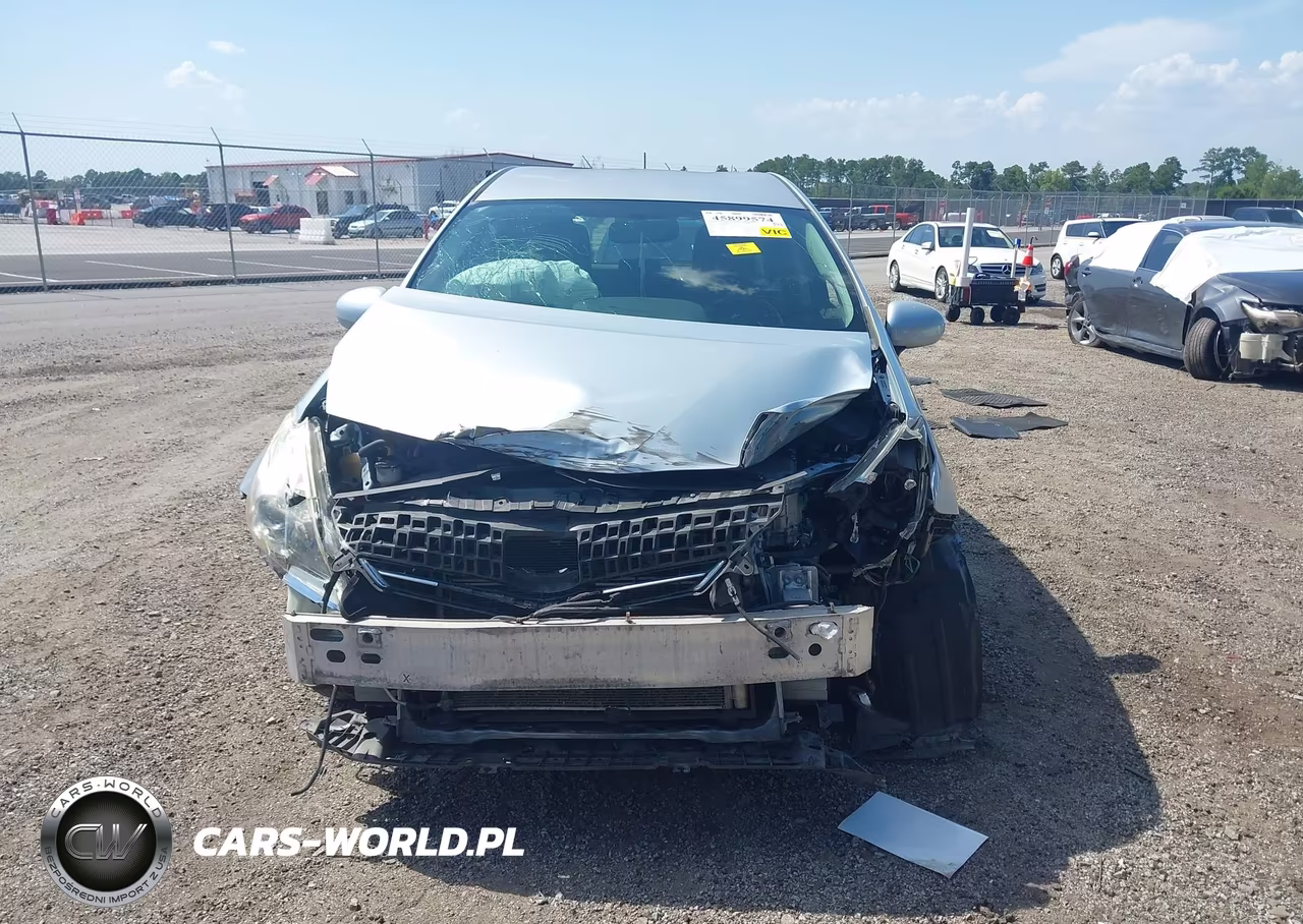 2012 Toyota Prius V Three VIN:JTDZN3EU9C3152710 - 13