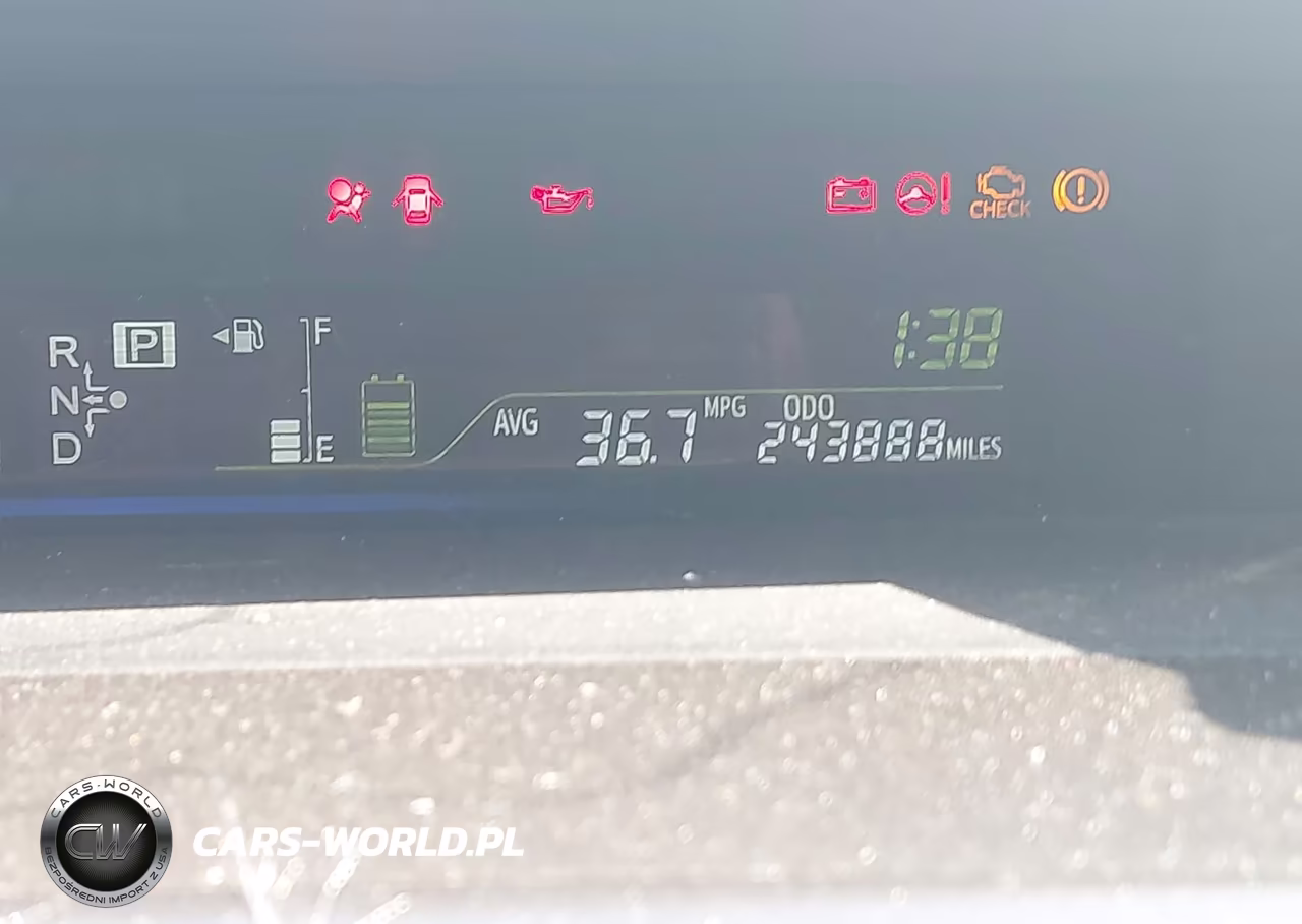 2012 Toyota Prius V Three VIN:JTDZN3EU9C3152710 - 16