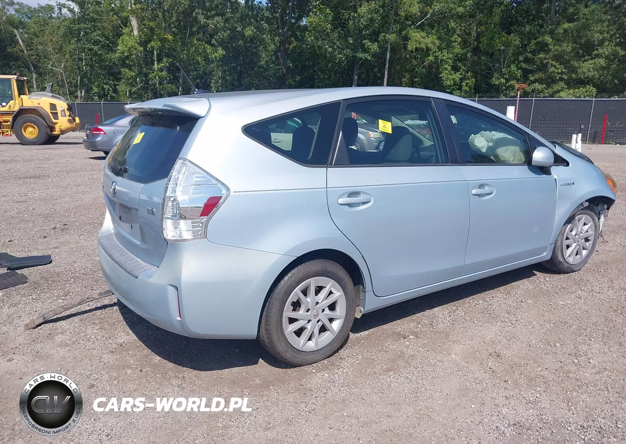 2012 Toyota Prius V Three VIN:JTDZN3EU9C3152710 - 4