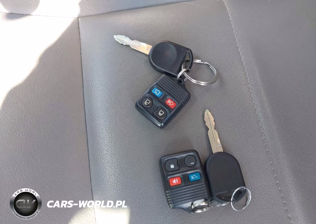 2003 Ford Taurus Ses VIN:1FAFP55S53A183218 - 11