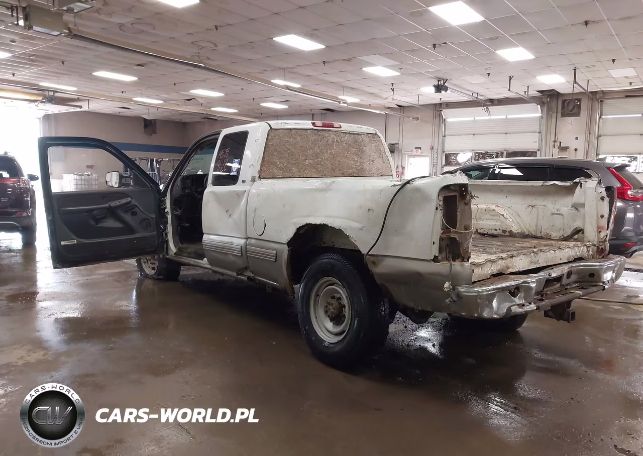 2000 Chevrolet Silverado 2500 Ls VIN:1GCFC29UXYE265025 - 3