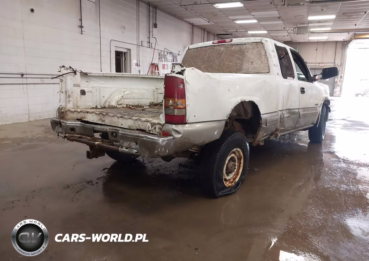 2000 Chevrolet Silverado 2500 Ls VIN:1GCFC29UXYE265025 - 4