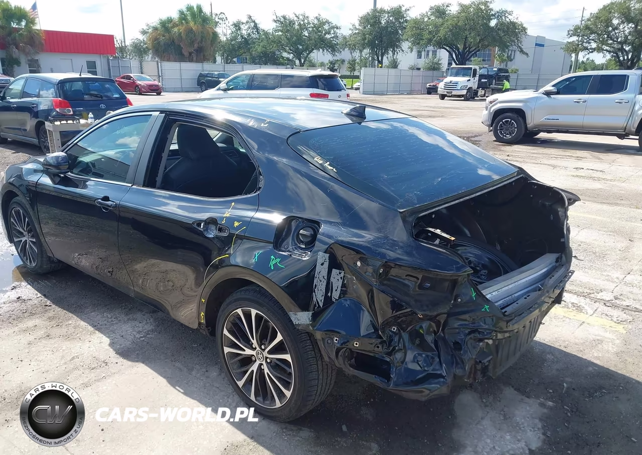 2019 Toyota Camry Se VIN:4T1B11HK4KU175294 - 18