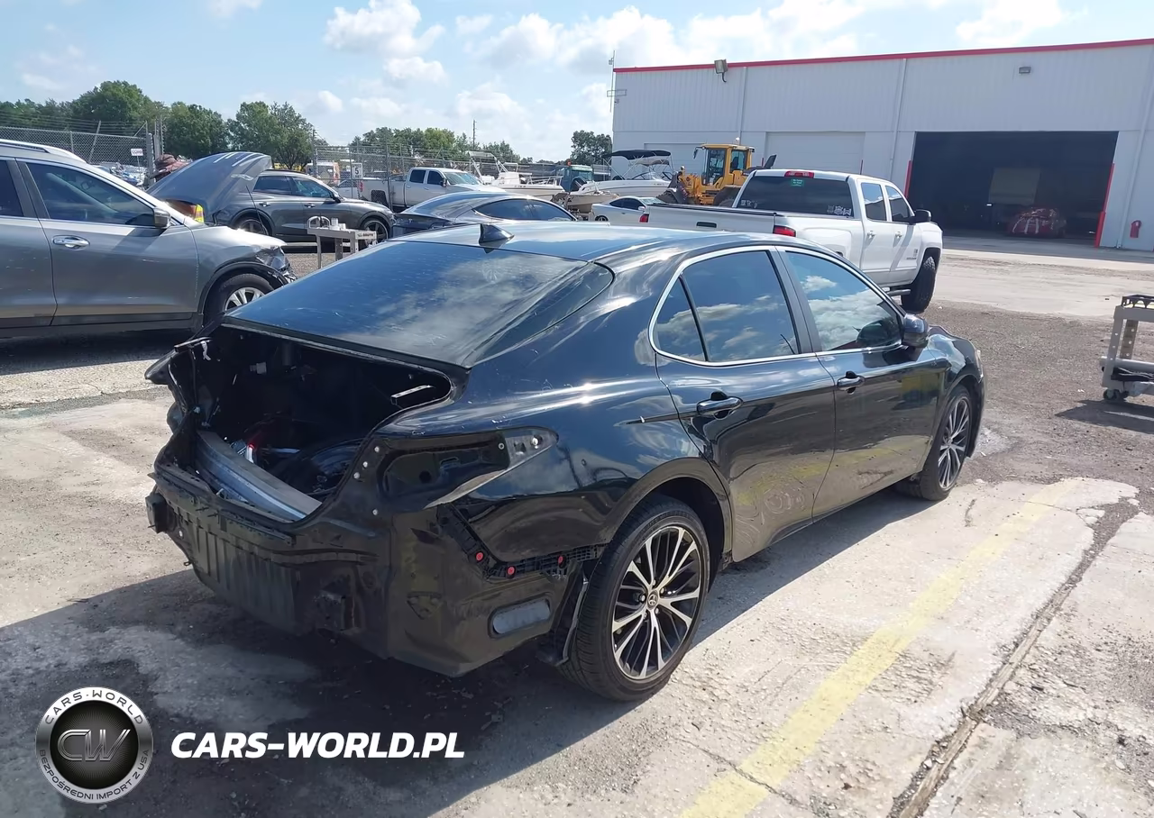 2019 Toyota Camry Se VIN:4T1B11HK4KU175294 - 4