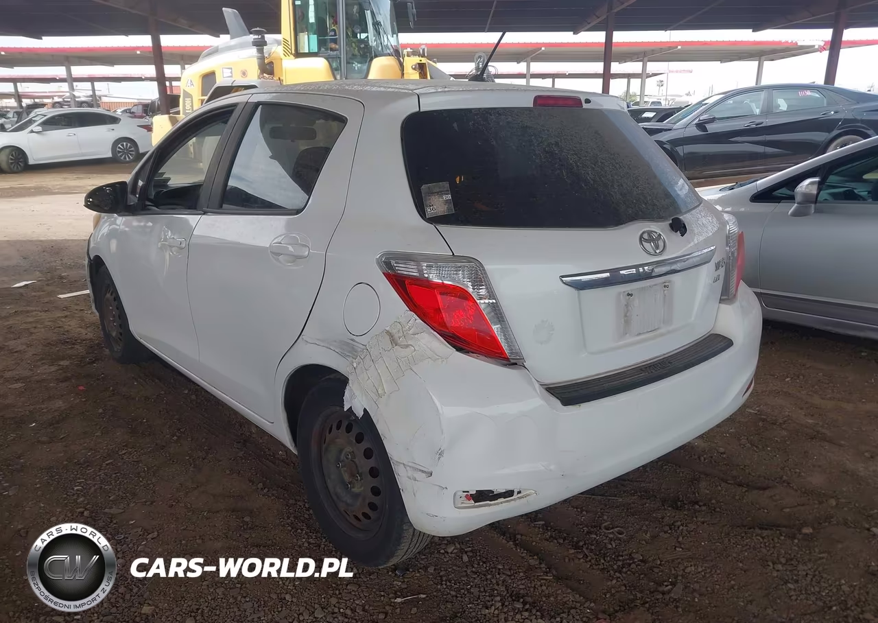 2012 Toyota Yaris Le VIN:JTDKTUD35CD536810 - 3