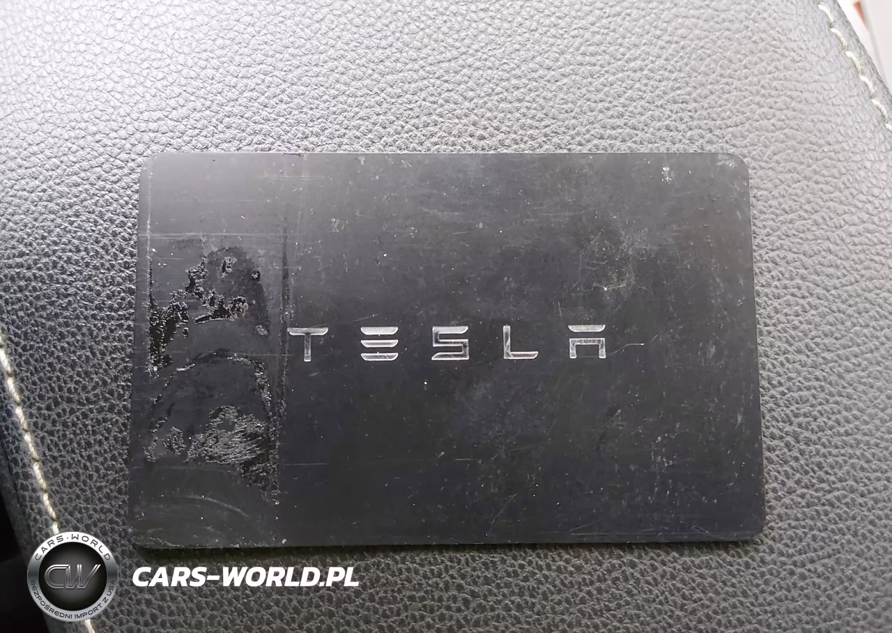 2021 Tesla Model Y Performance Dual Motor All-Wheel Drive VIN:5YJYGDEF7MF092007 - 11