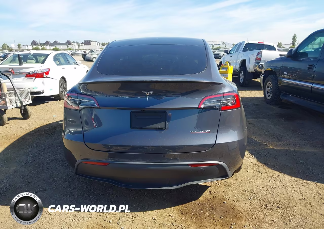 2021 Tesla Model Y Performance Dual Motor All-Wheel Drive VIN:5YJYGDEF7MF092007 - 17