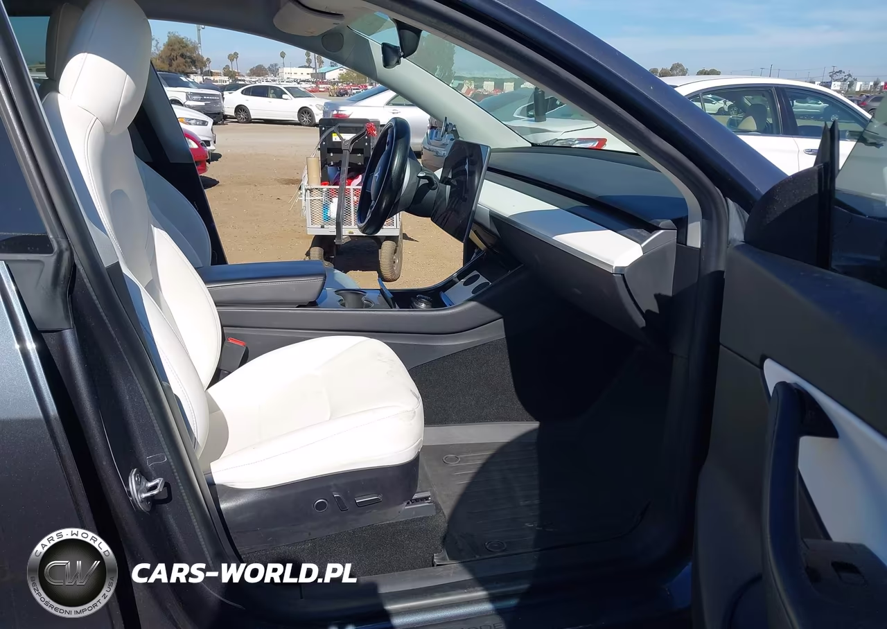 2021 Tesla Model Y Performance Dual Motor All-Wheel Drive VIN:5YJYGDEF7MF092007 - 5
