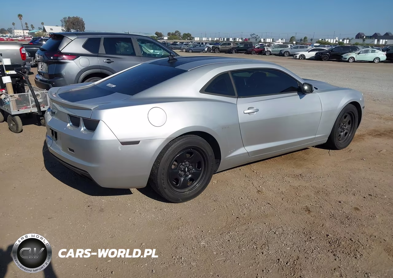 2012 Chevrolet Camaro 2Ls VIN:2G1FA1E38C9188639 - 4