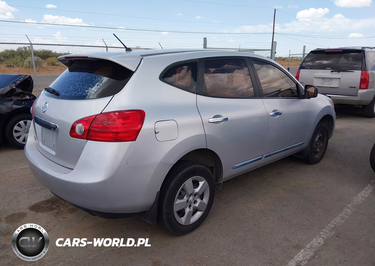 2013 Nissan Rogue S VIN:JN8AS5MT5DW550544 - 4