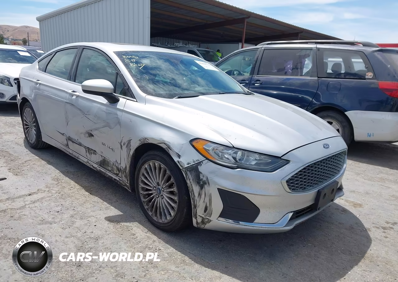 2019 Ford Fusion Hybrid Se – zdjęcie 1 z 16