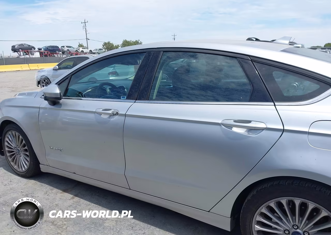 2019 Ford Fusion Hybrid Se VIN:3FA6P0LUXKR120725 - 14