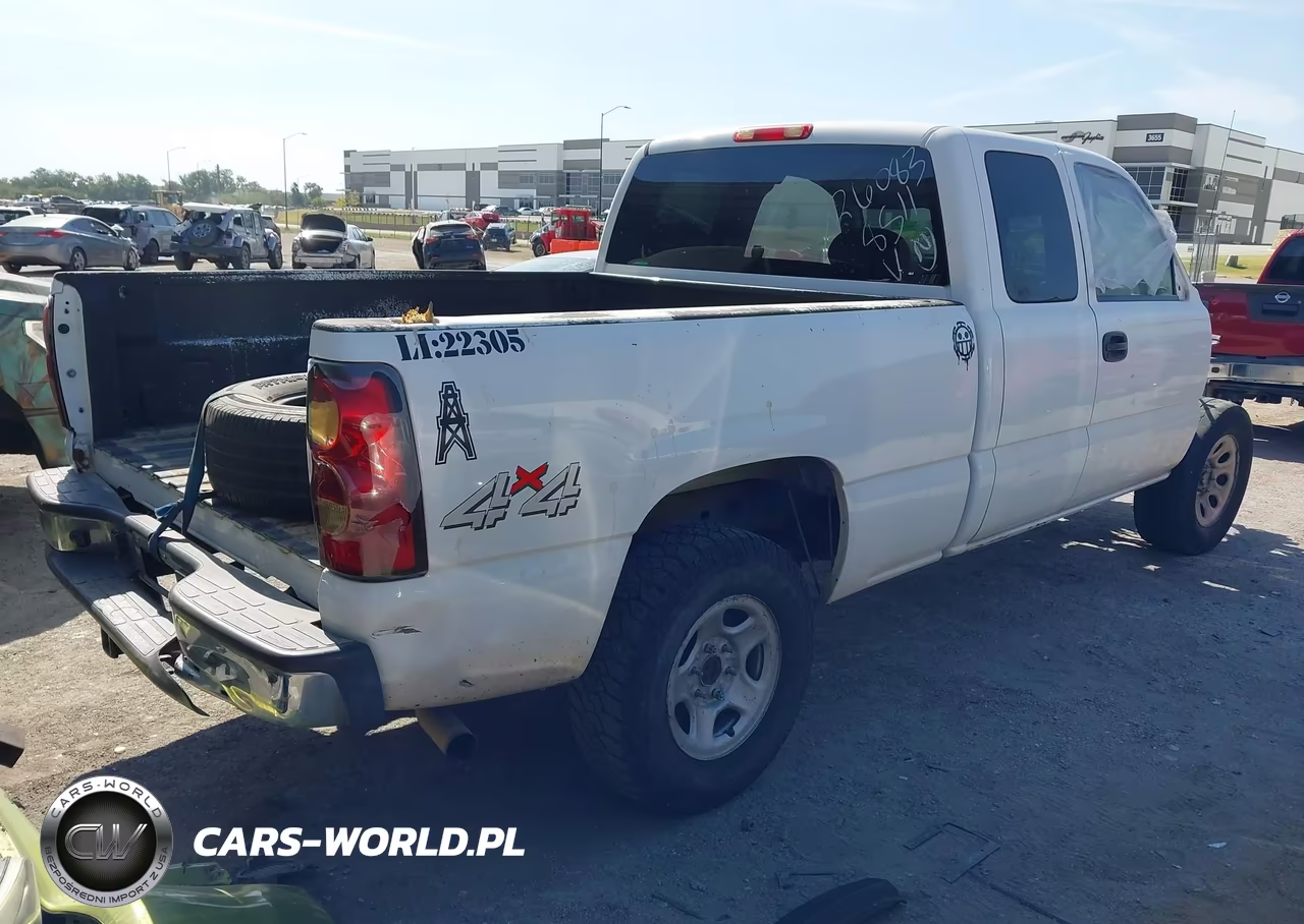 2007 Chevrolet Silverado 1500 Classic Work Truck VIN:1GCEK19V67E155816 - 4