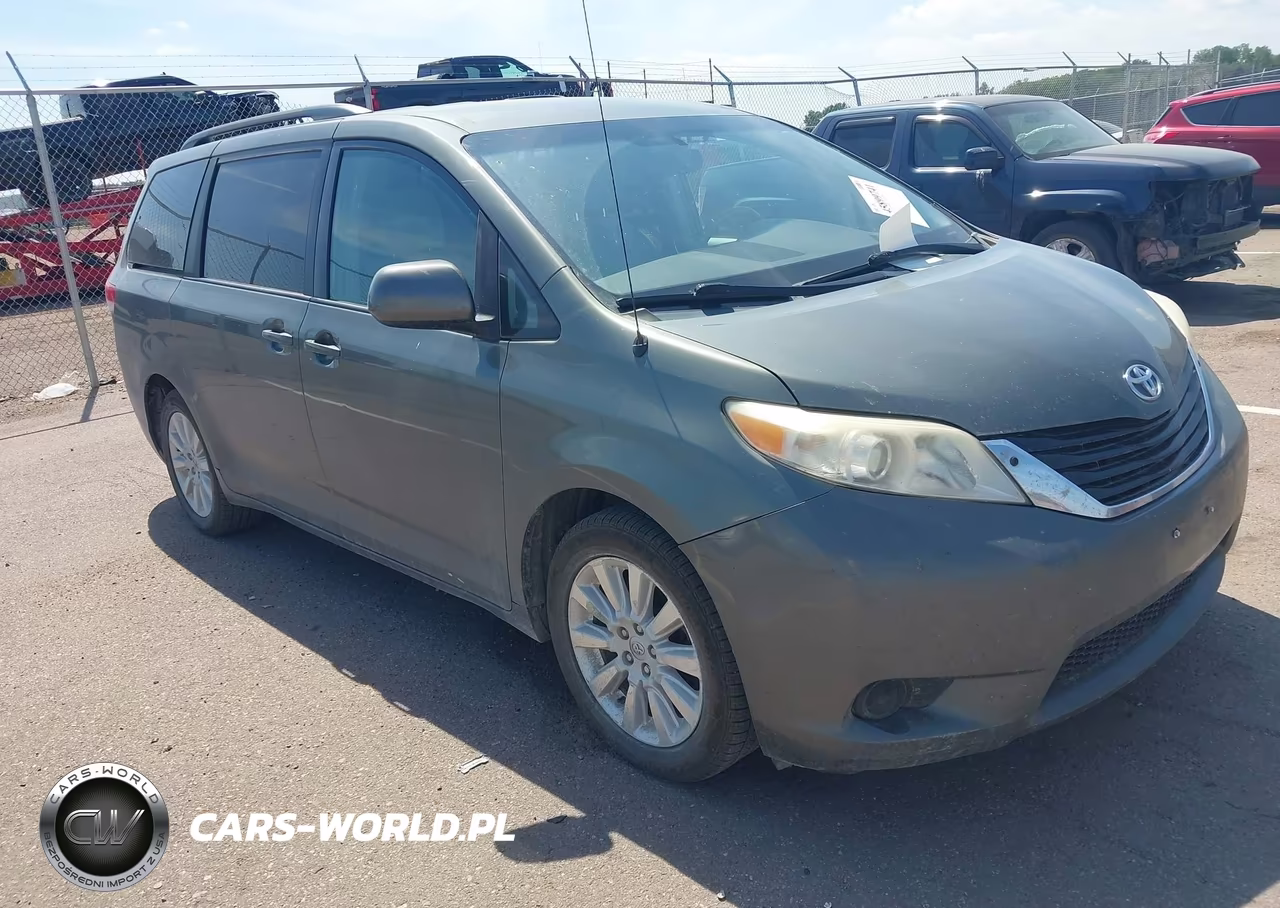 2013 Toyota Sienna Le 7 Passenger VIN:5TDJK3DC2DS054732 - 1