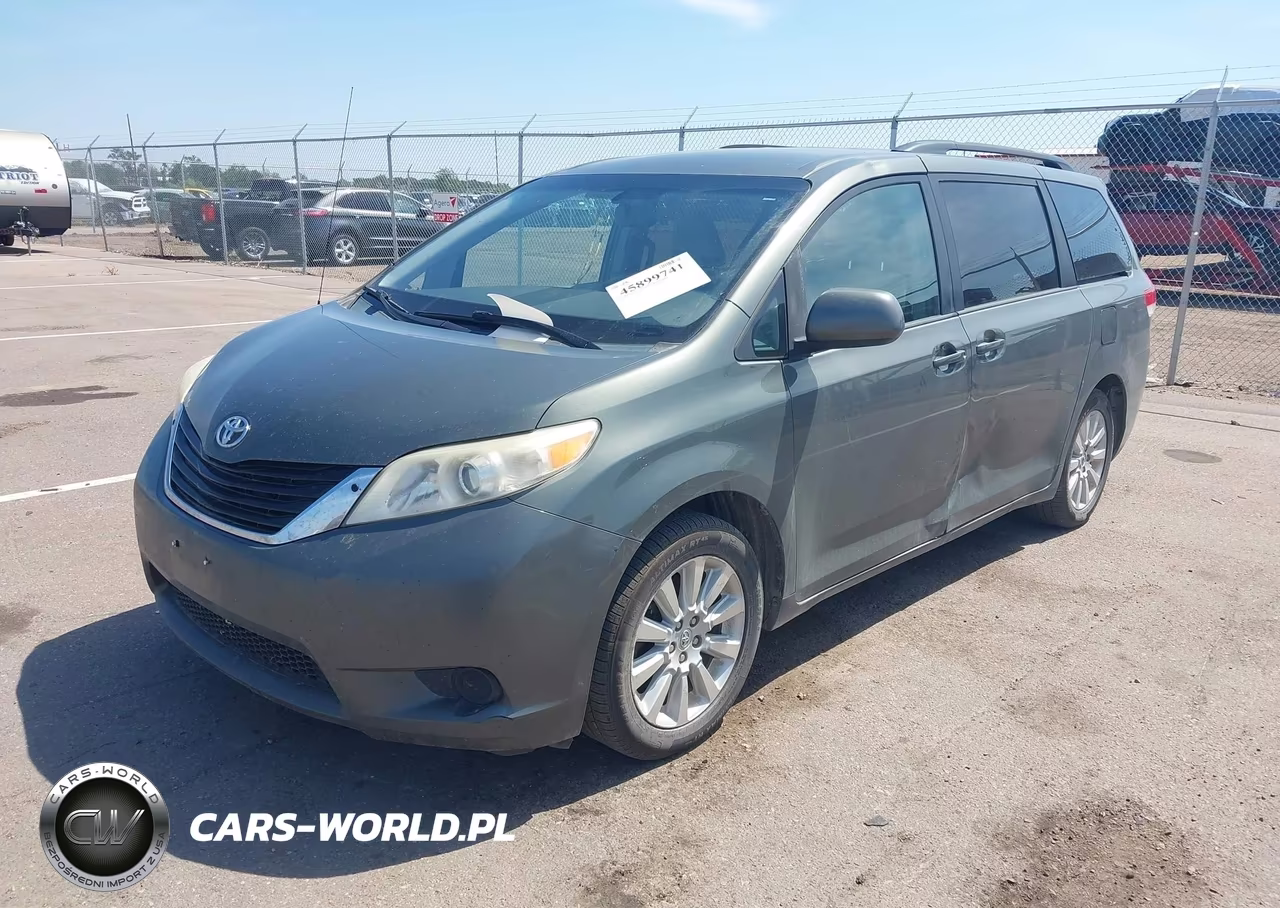 2013 Toyota Sienna Le 7 Passenger VIN:5TDJK3DC2DS054732 - 2