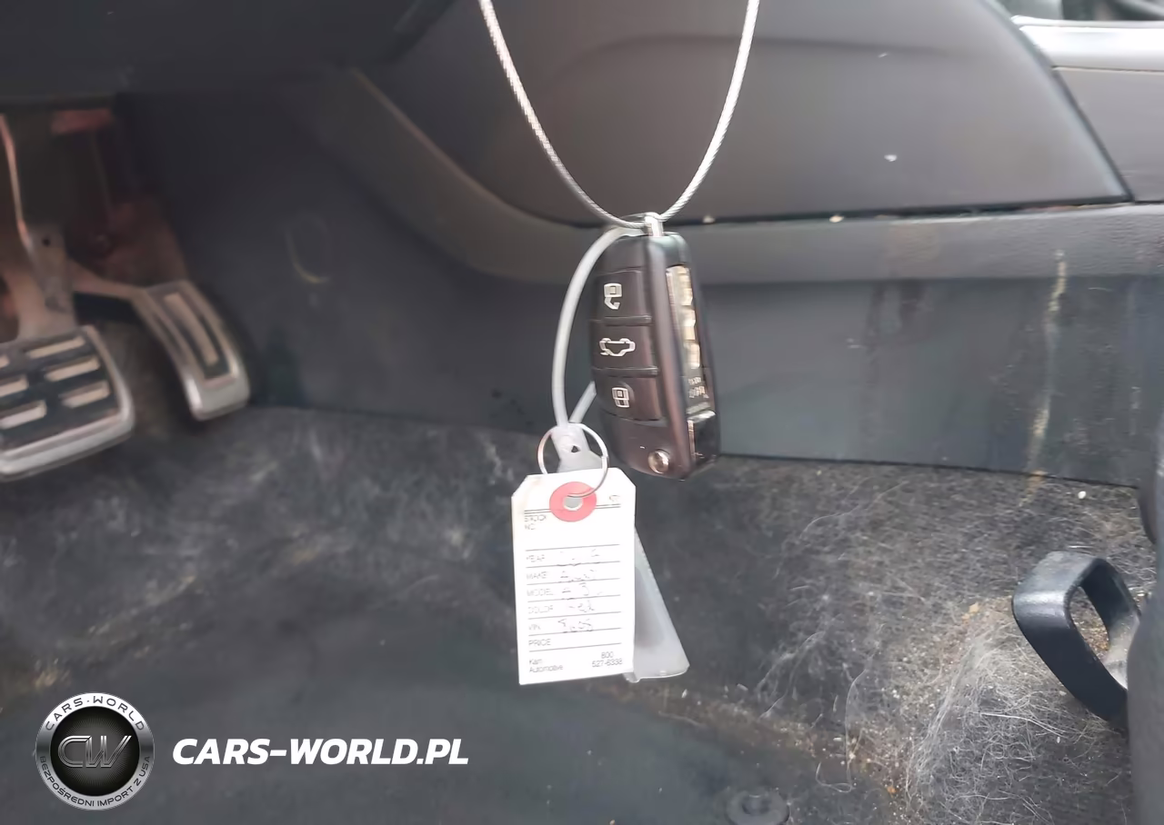 2015 Audi A3 2.0T Premium VIN:WAU3FLFF8F1128608 - 11