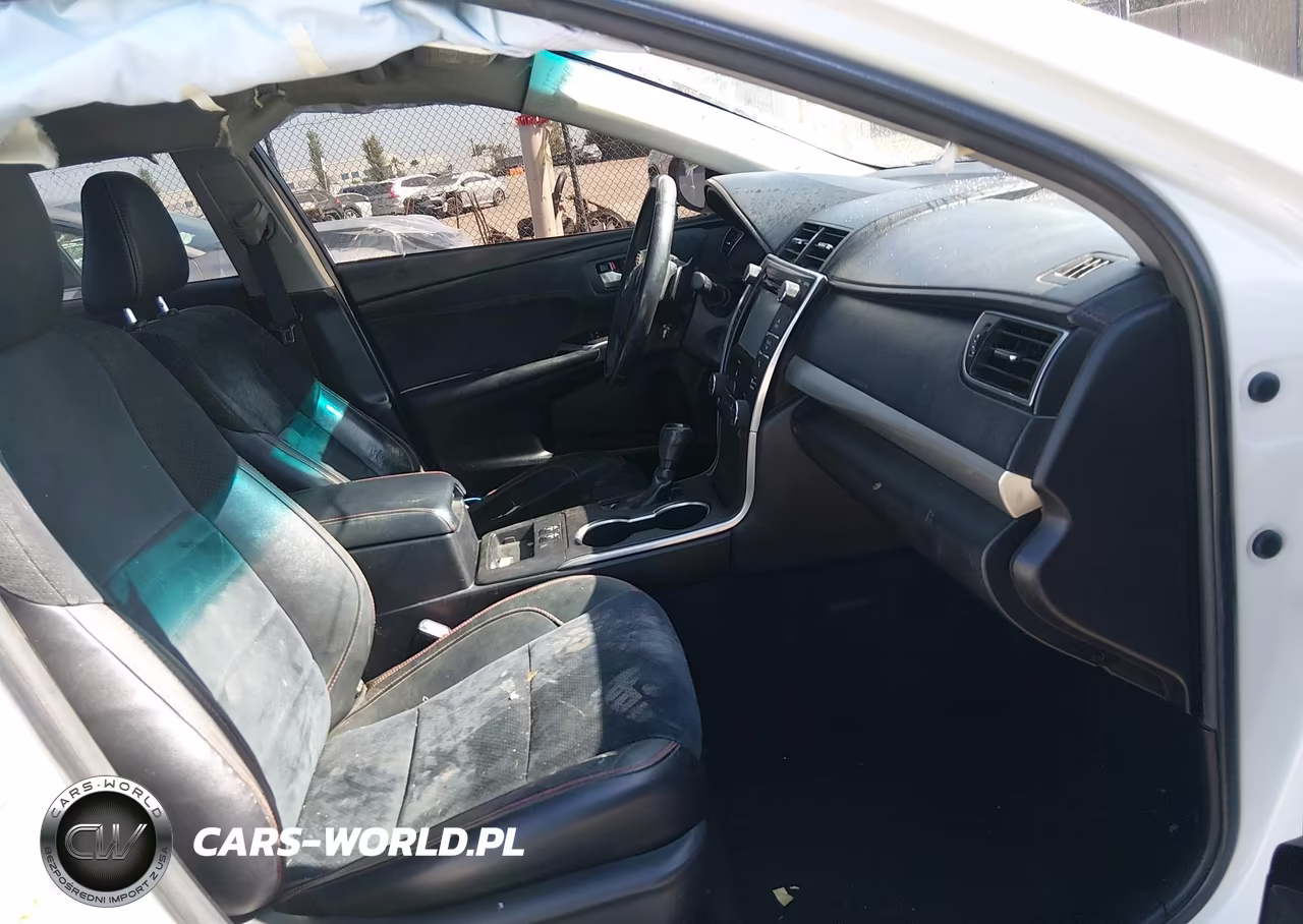 2017 Toyota Camry Xse VIN:4T1BF1FK6HU269447 - 5
