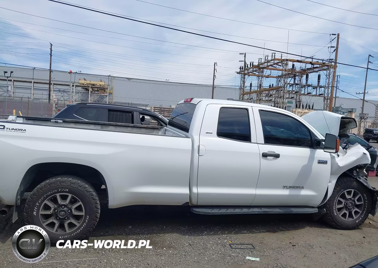 2015 Toyota Tundra Sr 5.7L V8 VIN:5TFCY5F15FX018304 - 13