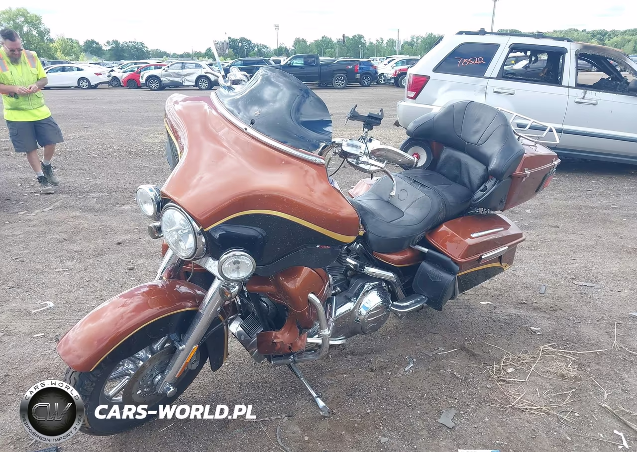 2008 Harley-Davidson Flhtcuse3 105Th Anniversary Edition VIN:1HD1PR8498Y958111 - 2