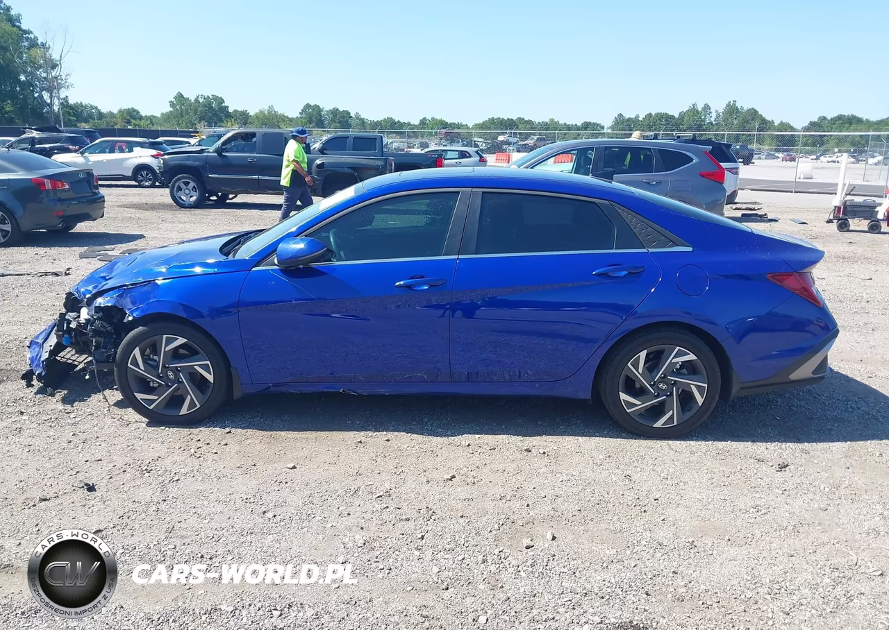 2025 Hyundai Elantra Limited VIN:KMHLP4DGXSU003051 - 14
