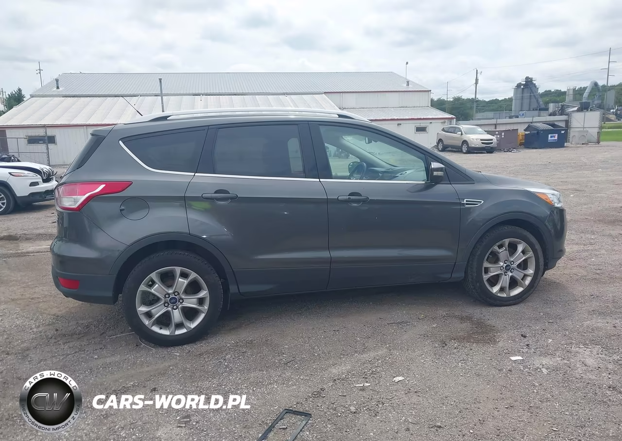 2016 Ford Escape Titanium VIN:1FMCU9J99GUA64765 - 13
