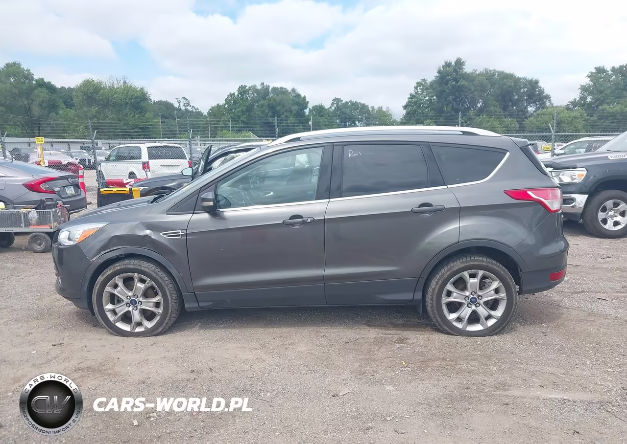 2016 Ford Escape Titanium VIN:1FMCU9J99GUA64765 - 14