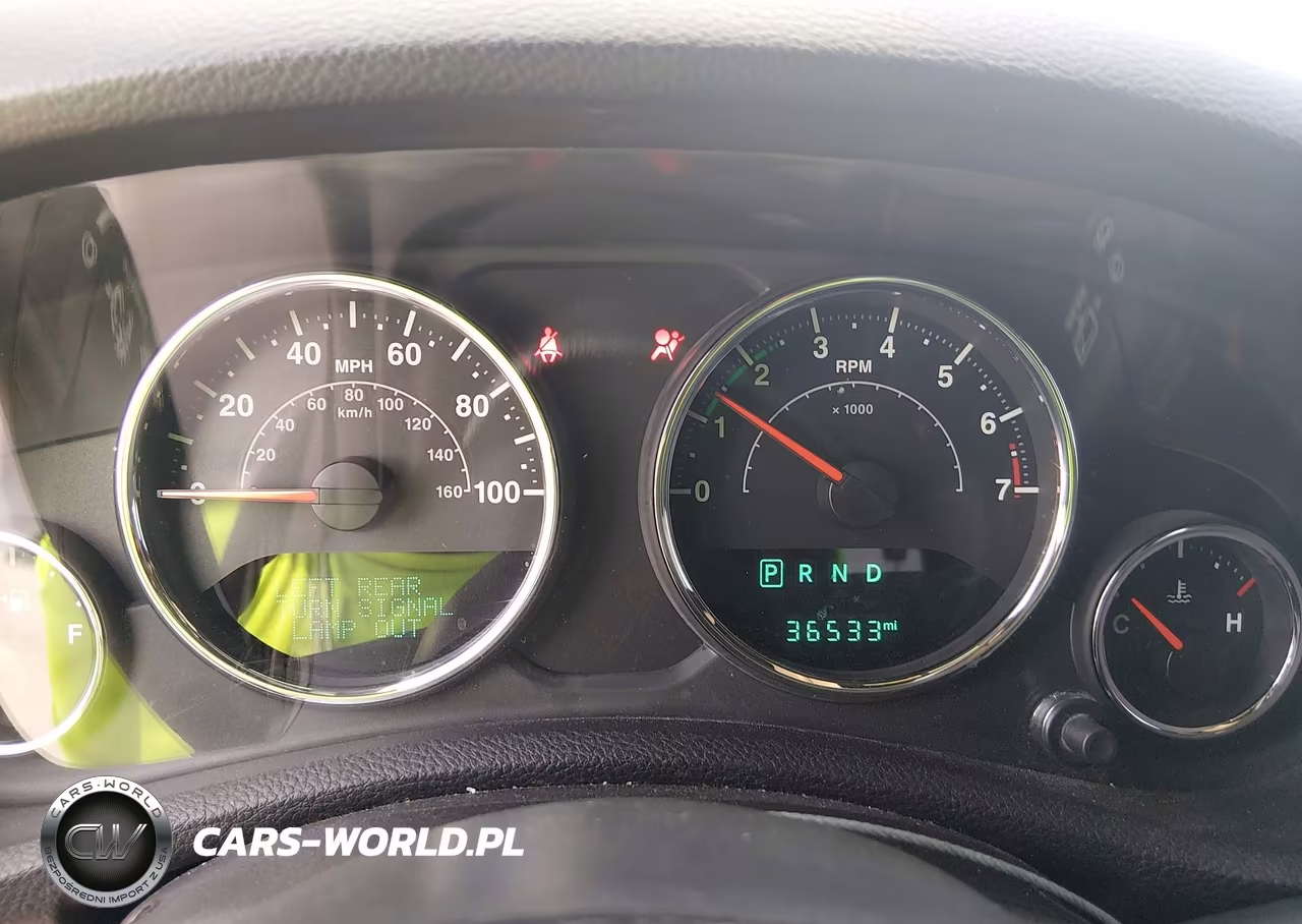 2017 Jeep Wrangler Unlimited Sport VIN:1C4BJWDG9HL732296 - 15