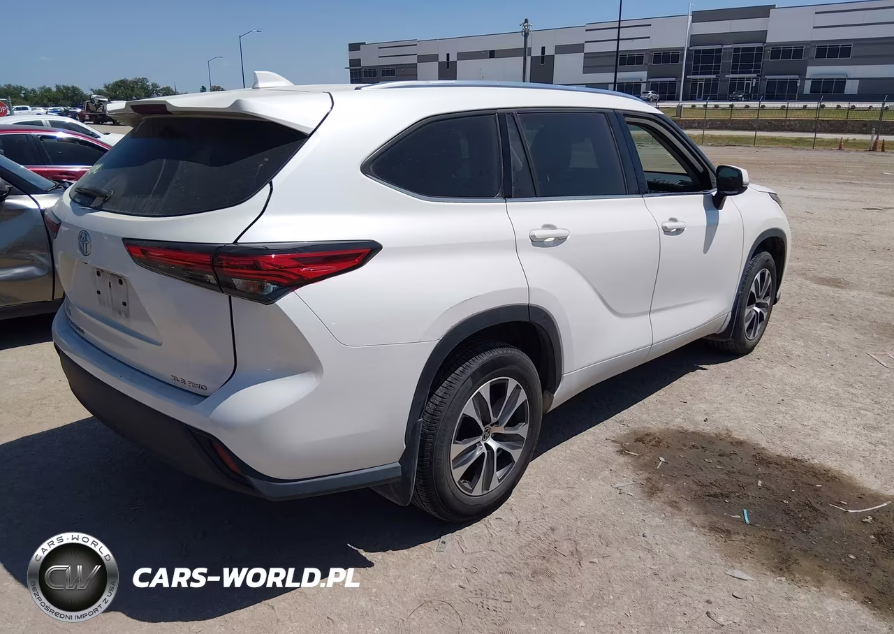 2021 Toyota Highlander Xle VIN:5TDGZRBH3MS060434 - 4