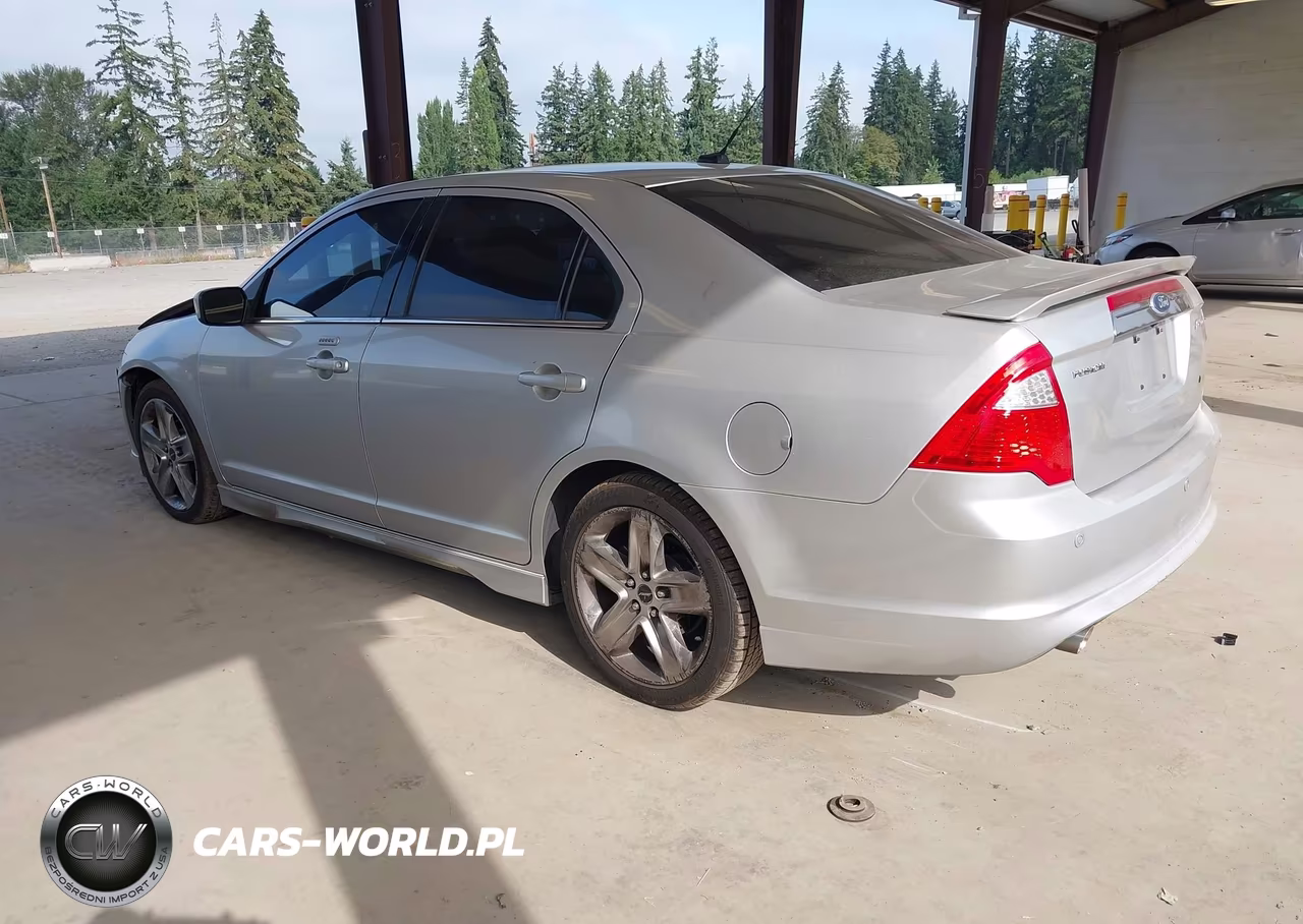 2011 Ford Fusion Sport VIN:3FAHP0KC4BR267284 - 3