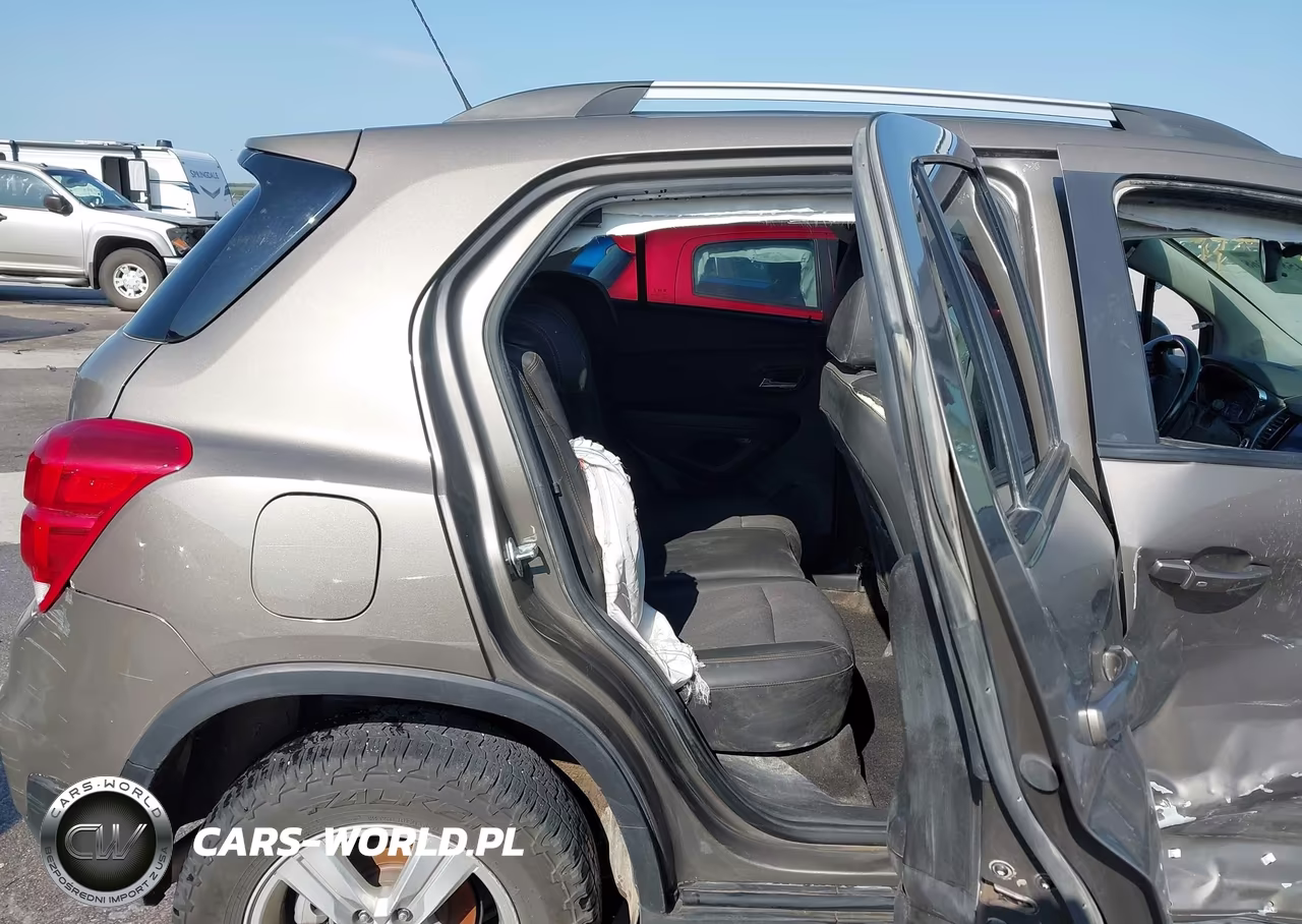 2022 Chevrolet Trax Awd Lt VIN:KL7CJPSM2NB567693 - 8