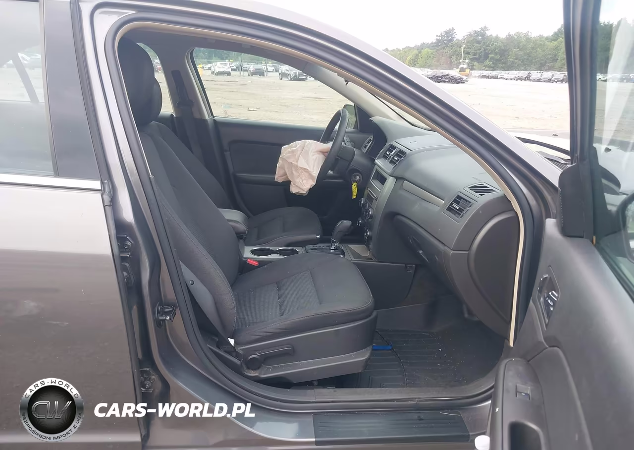 2012 Ford Fusion Se VIN:3FAHP0HA0CR241983 - 5