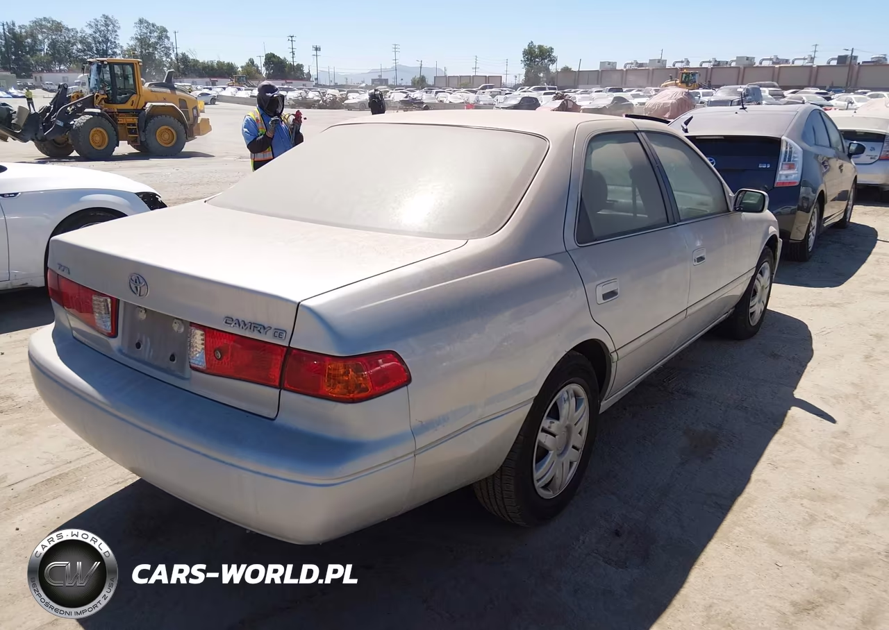 2001 Toyota Camry Ce VIN:4T1BG22K11U083510 - 4