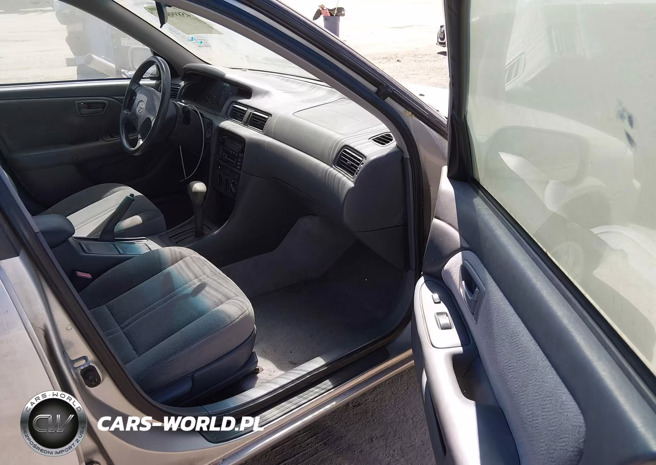 2001 Toyota Camry Ce VIN:4T1BG22K11U083510 - 5