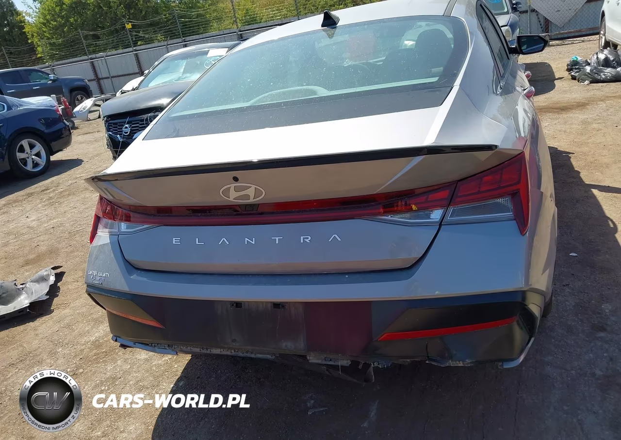 2026 Hyundai Elantra Sel Sport Premium VIN:KMHLS4DG0TU122291 - 17