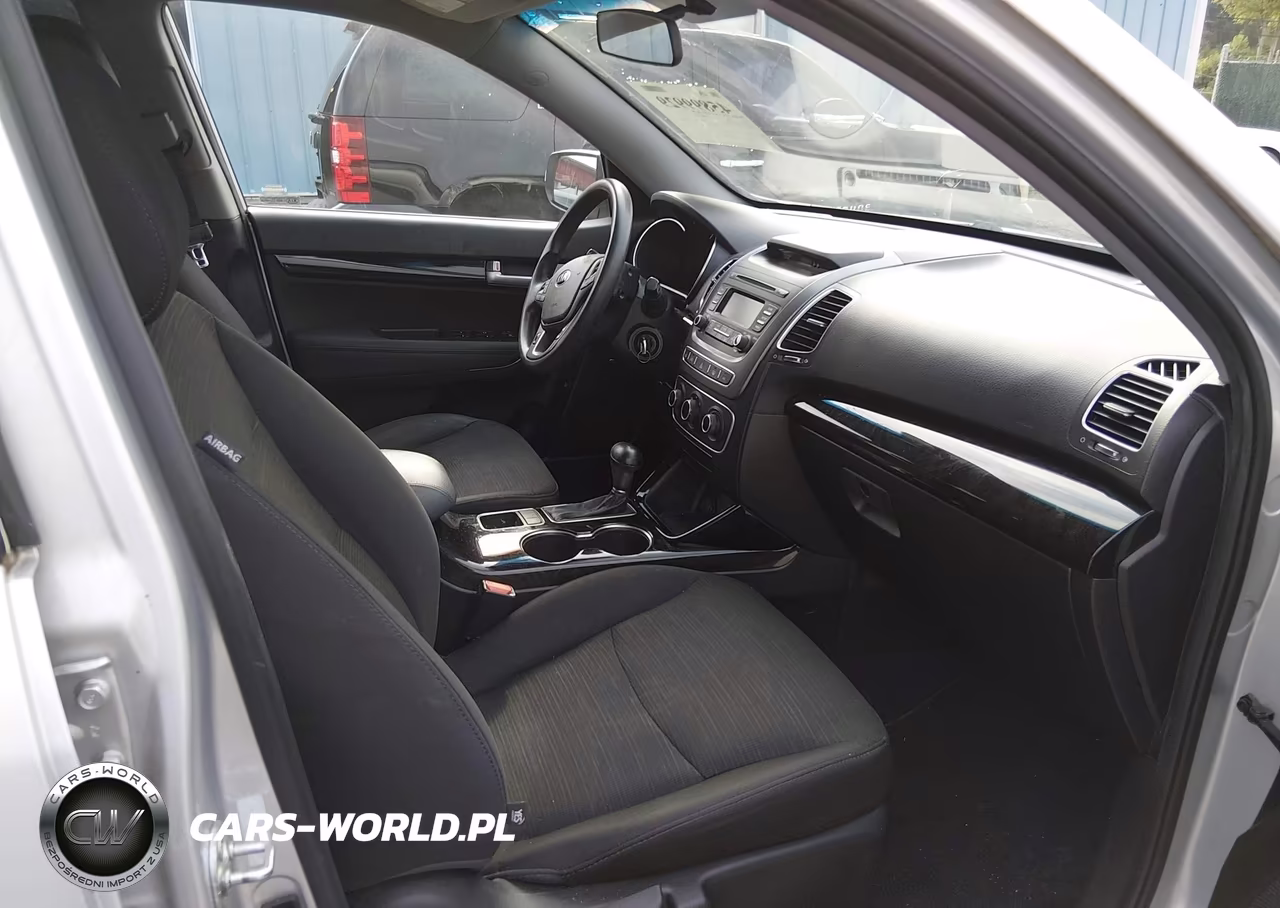 2014 Kia Sorento Lx VIN:5XYKT3A68EG508609 - 5