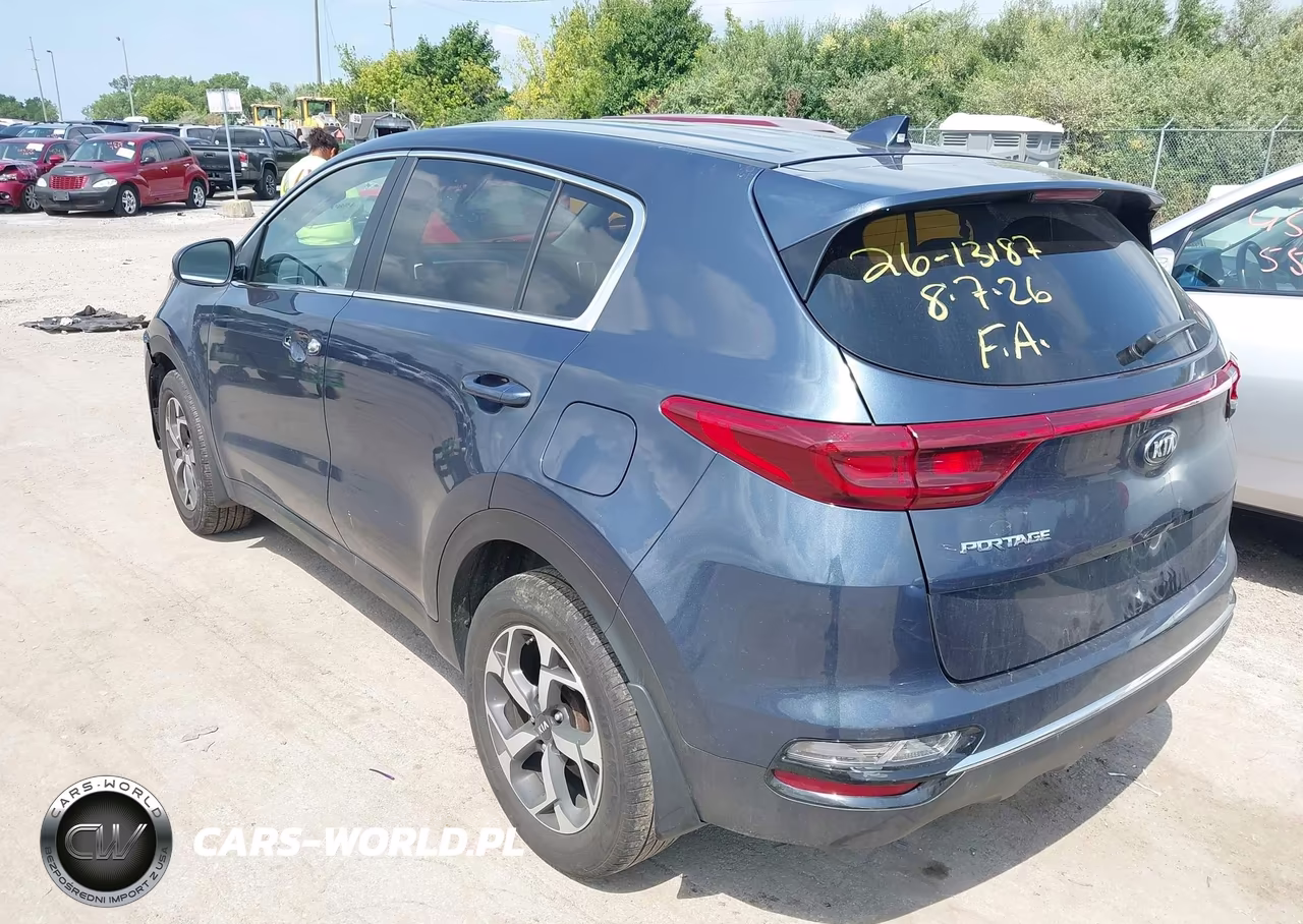 2022 Kia Sportage Lx VIN:KNDPMCAC1N7996176 - 3