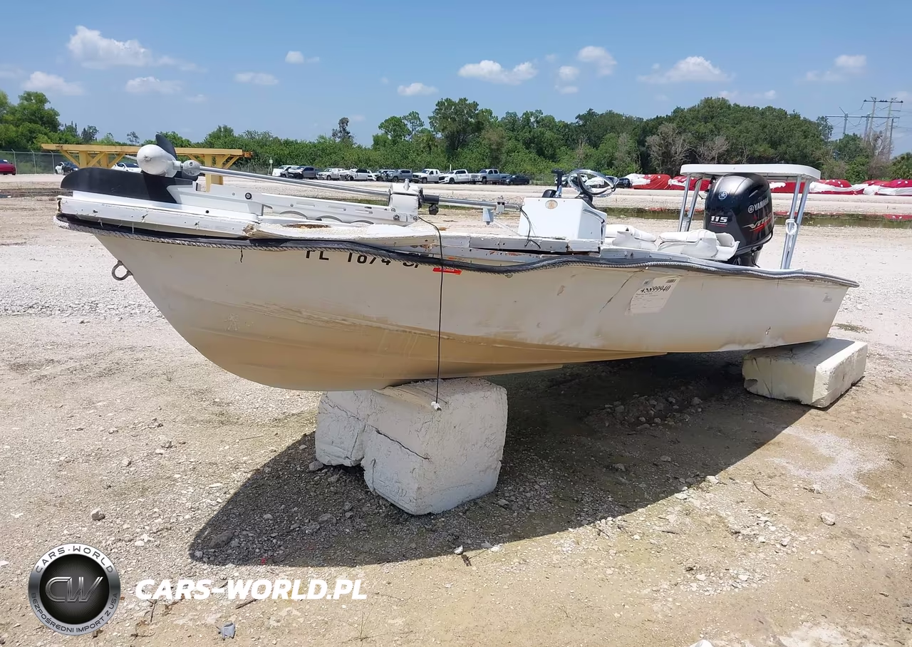 1990 Maverick 18.5 Ft Master Angler VIN:MVIMA075D090 - 2