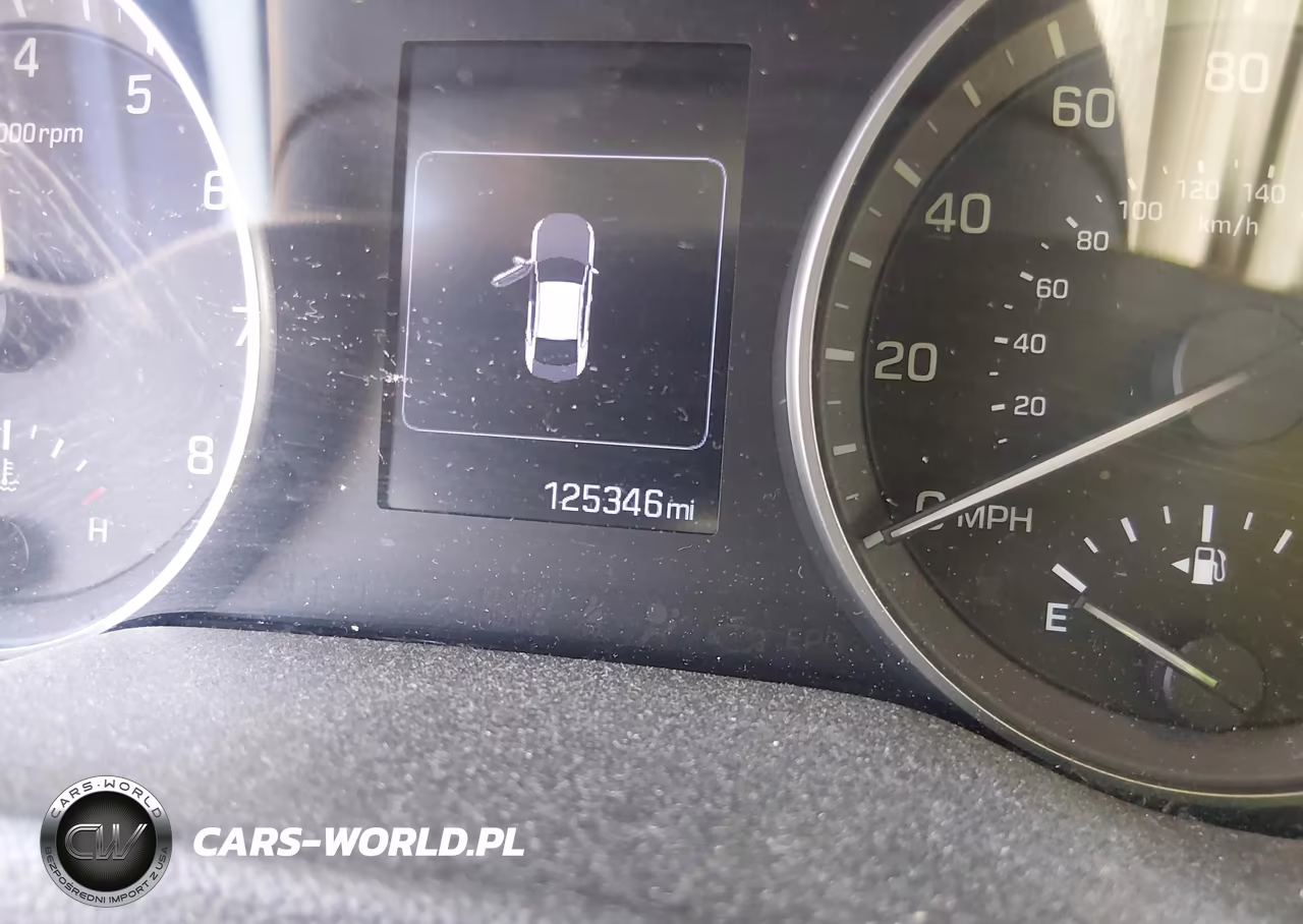 2018 Hyundai Elantra Sel VIN:5NPD84LF3JH246045 - 7