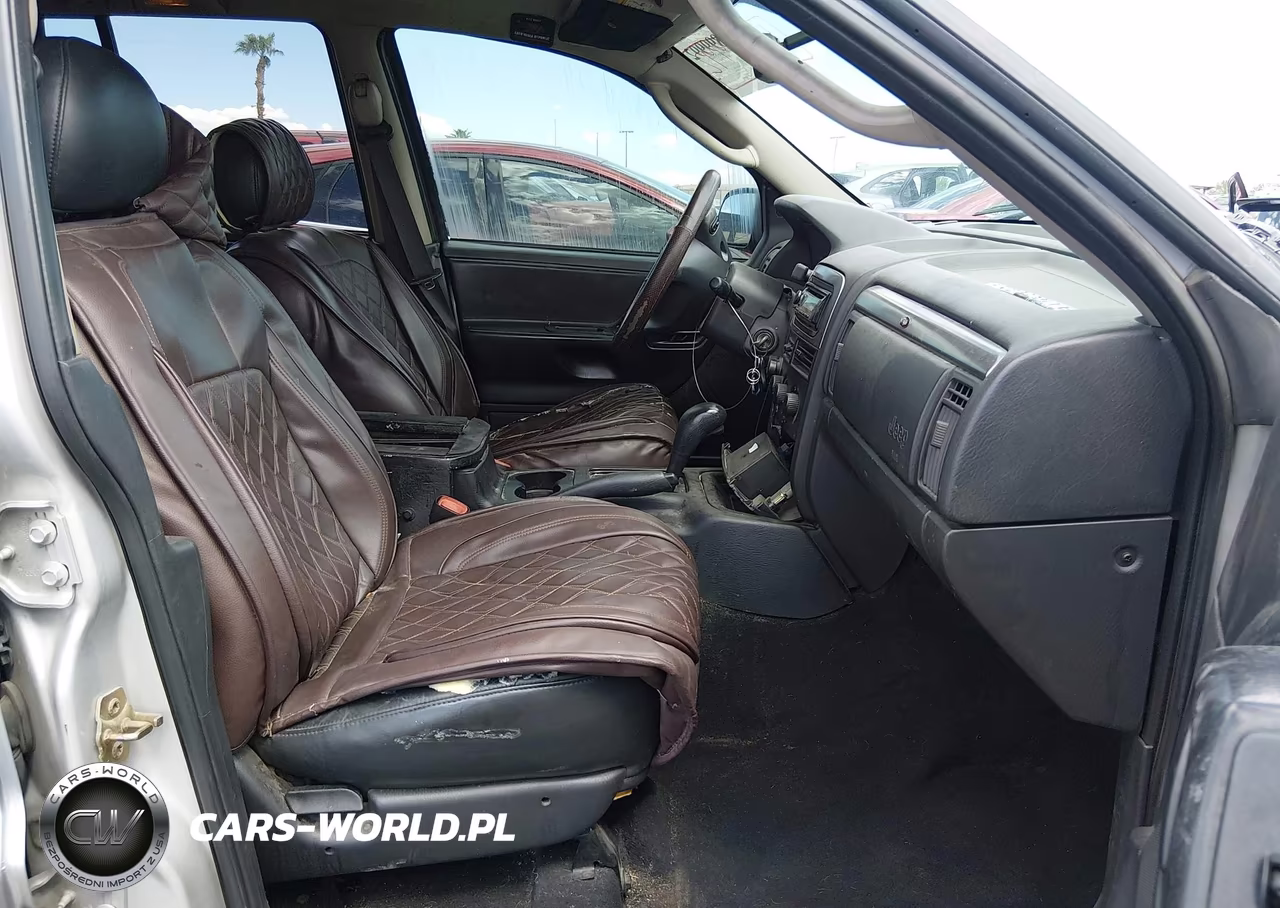 2004 Jeep Grand Cherokee Laredo VIN:1J4GX48S04C401893 - 5