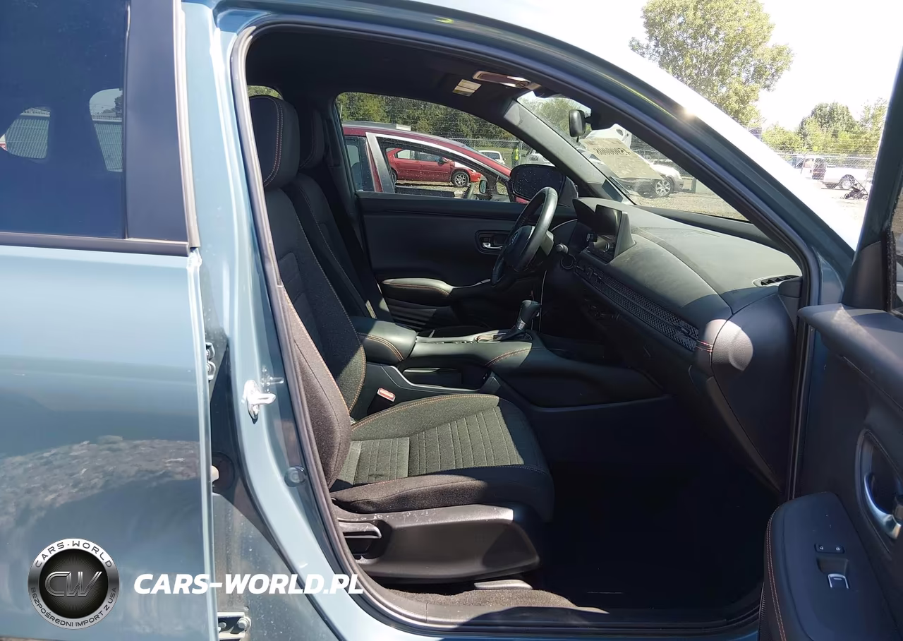 2025 Honda Hr-V Awd Sport VIN:3CZRZ2H56SM702018 - 5