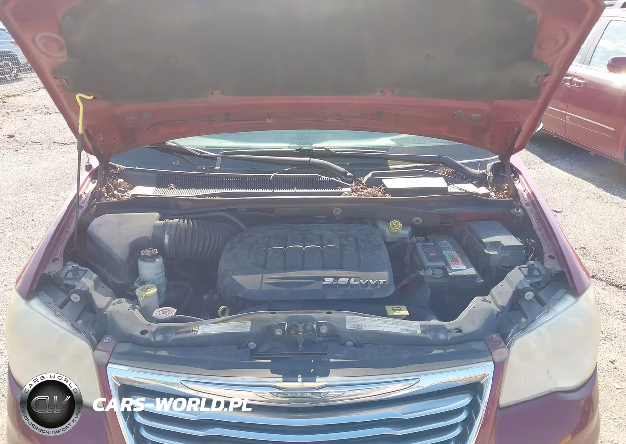 2012 Chrysler Town & Country Touring-L VIN:2C4RC1CG1CR229147 - 10