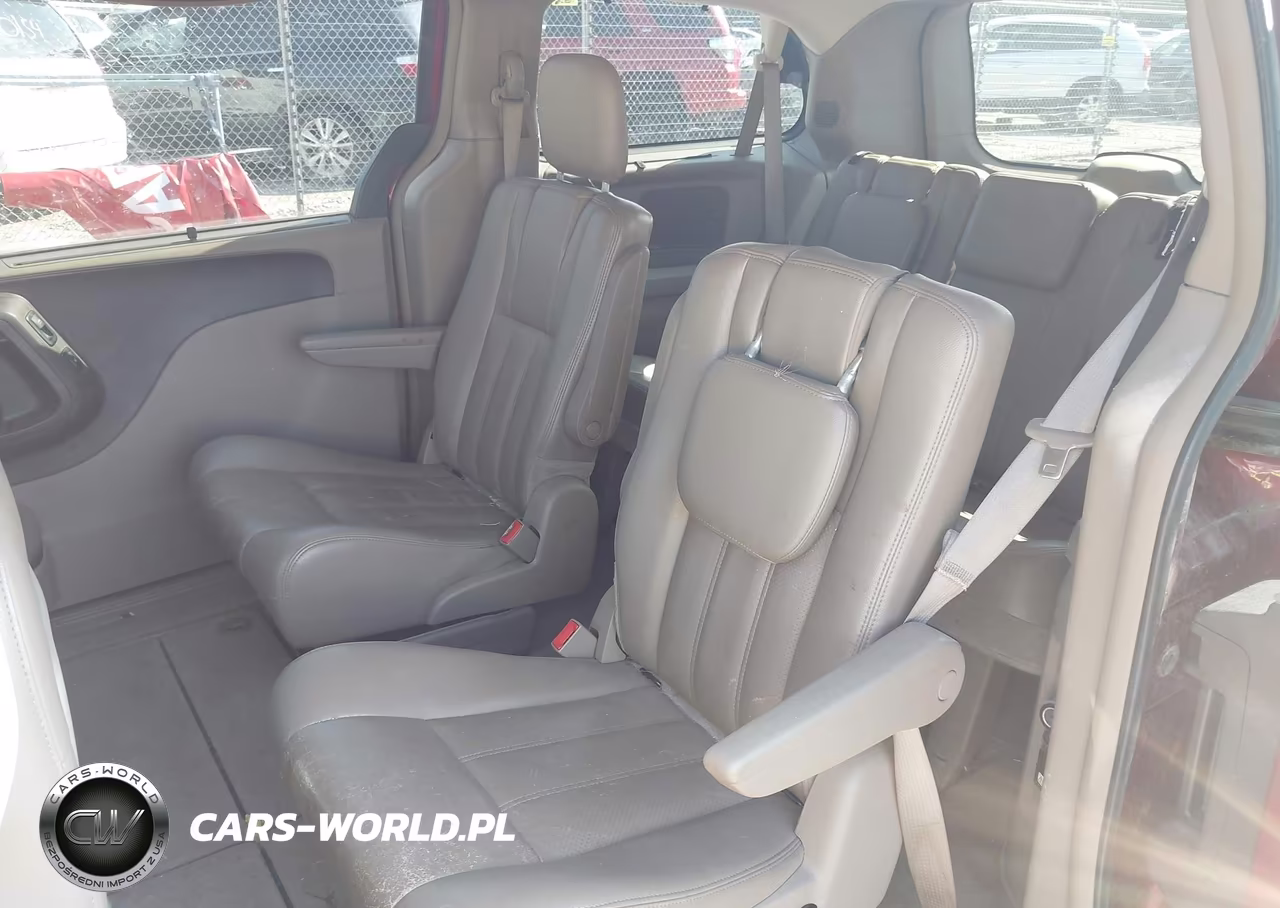 2012 Chrysler Town & Country Touring-L VIN:2C4RC1CG1CR229147 - 15
