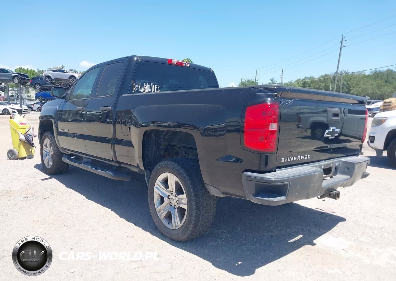 2015 Chevrolet Silverado 1500 Work Truck VIN:1GCRCPEH1FZ403270 - 3