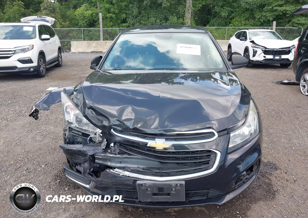 2015 Chevrolet Cruze Ls Auto VIN:1G1PA5SG7F7275831 - 12