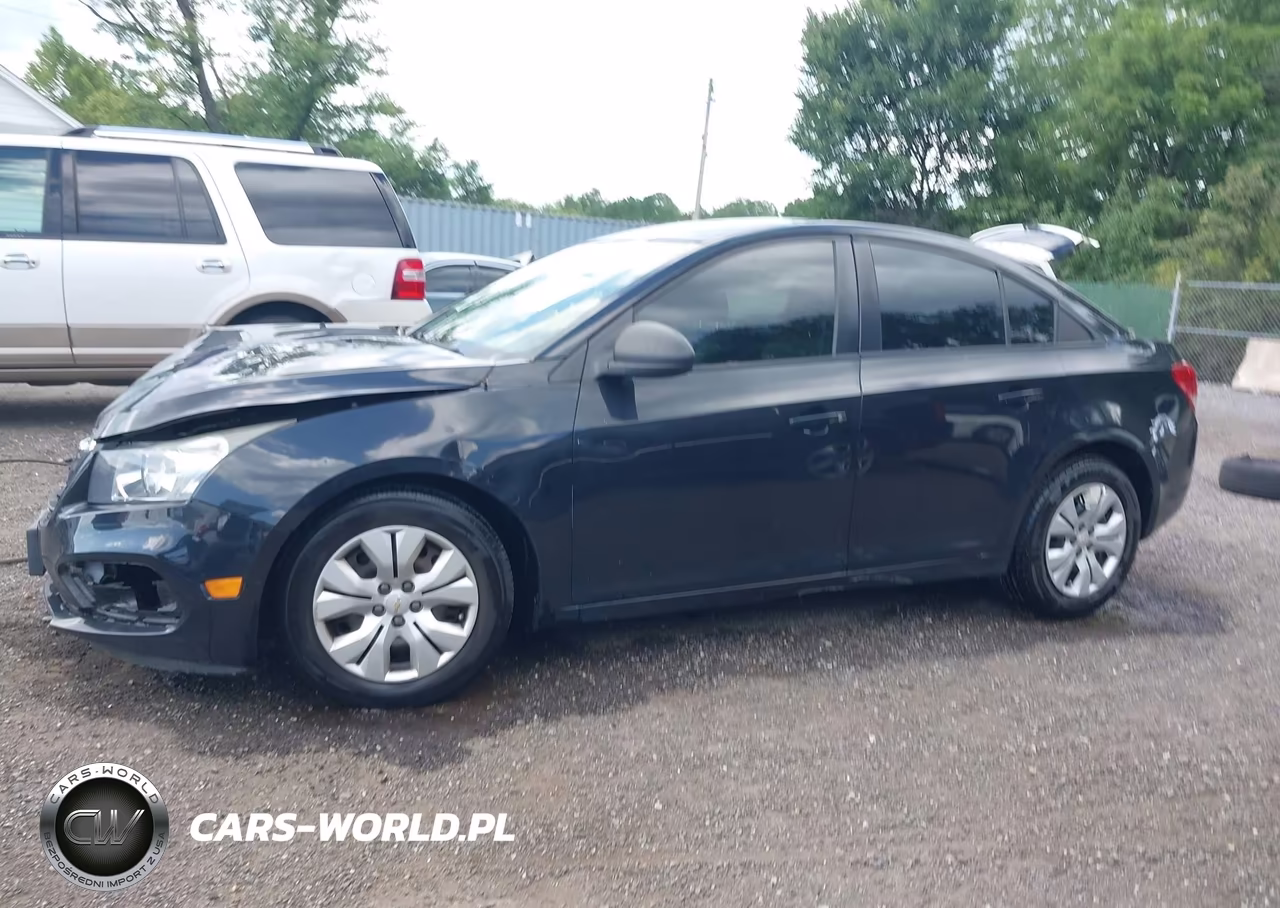 2015 Chevrolet Cruze Ls Auto VIN:1G1PA5SG7F7275831 - 14