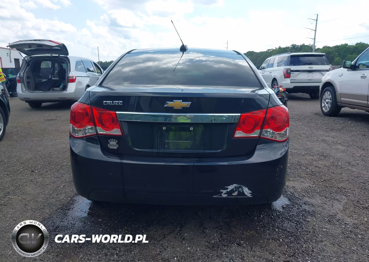 2015 Chevrolet Cruze Ls Auto VIN:1G1PA5SG7F7275831 - 16