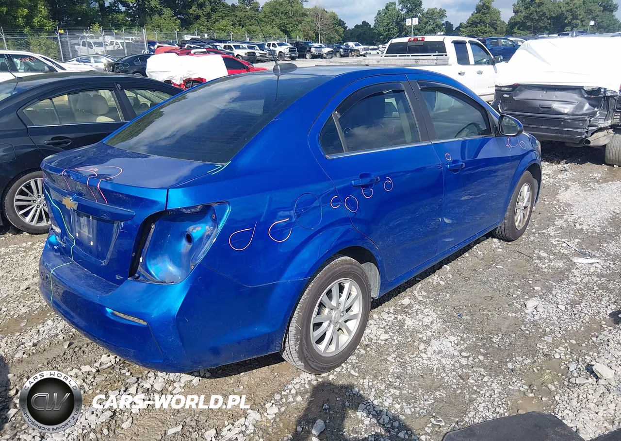 2020 Chevrolet Sonic Fwd Lt VIN:1G1JD5SB5L4141205 - 4