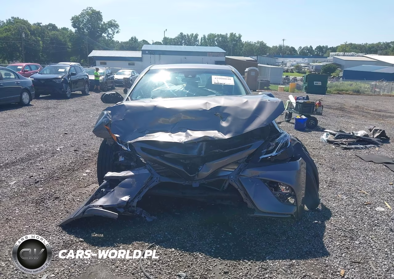 2018 Toyota Camry Se VIN:4T1B11HK2JU132507 - 13