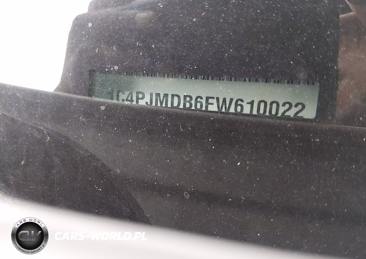 2015 Jeep Cherokee Limited VIN:1C4PJMDB6FW610022 - 11