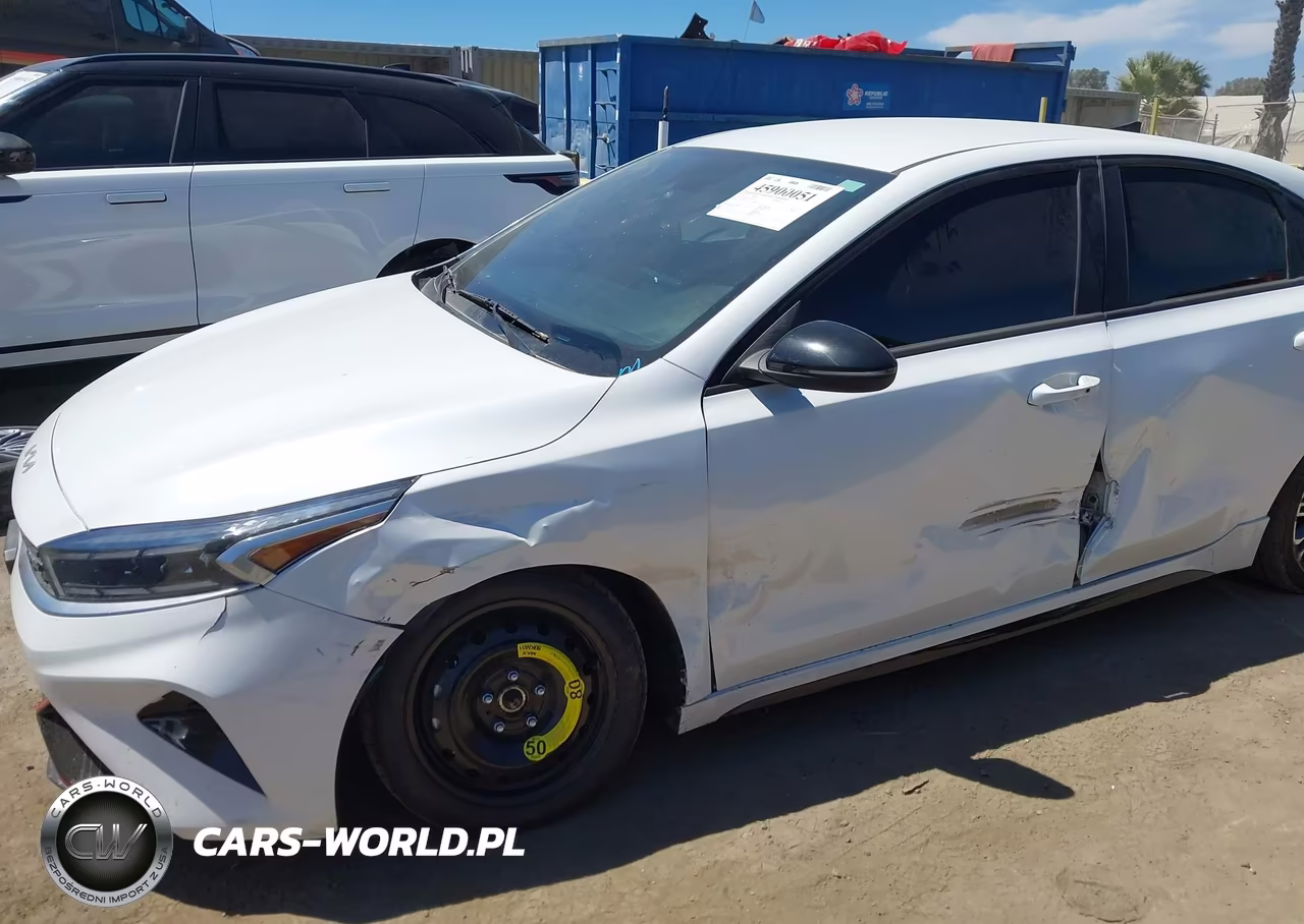 2022 Kia Forte Gt VIN:3KPF44AC0NE477587 - 6